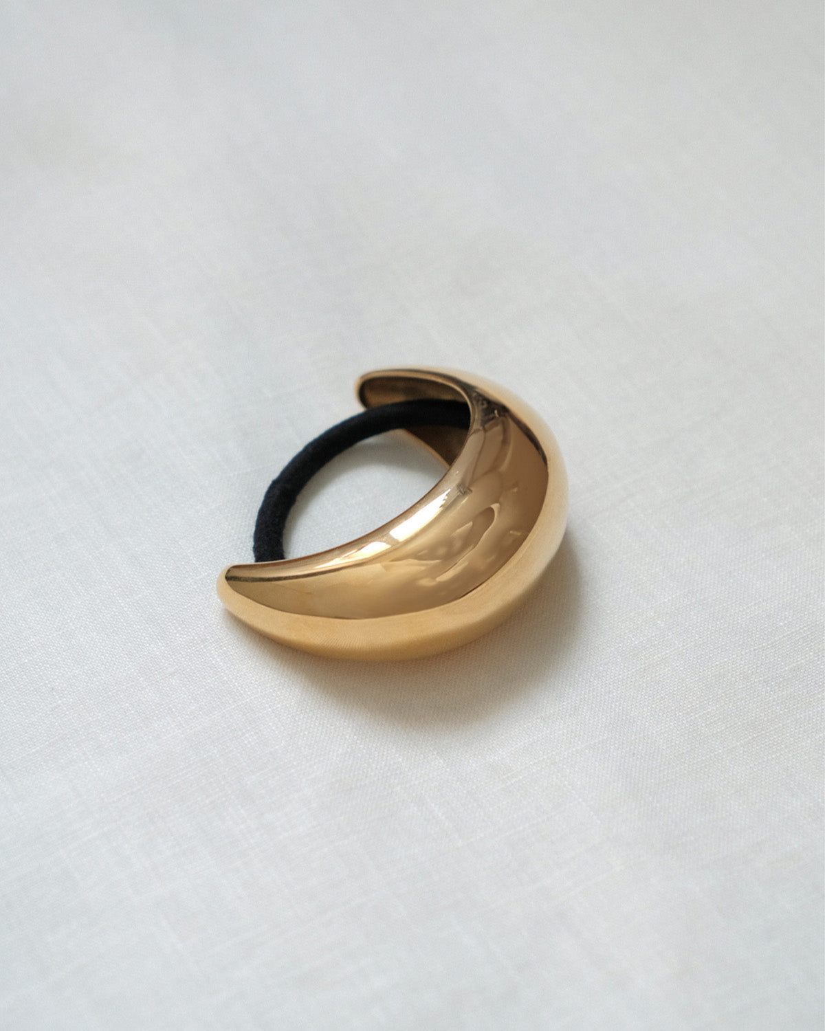 Lucia Arc Hair Tie in Gold